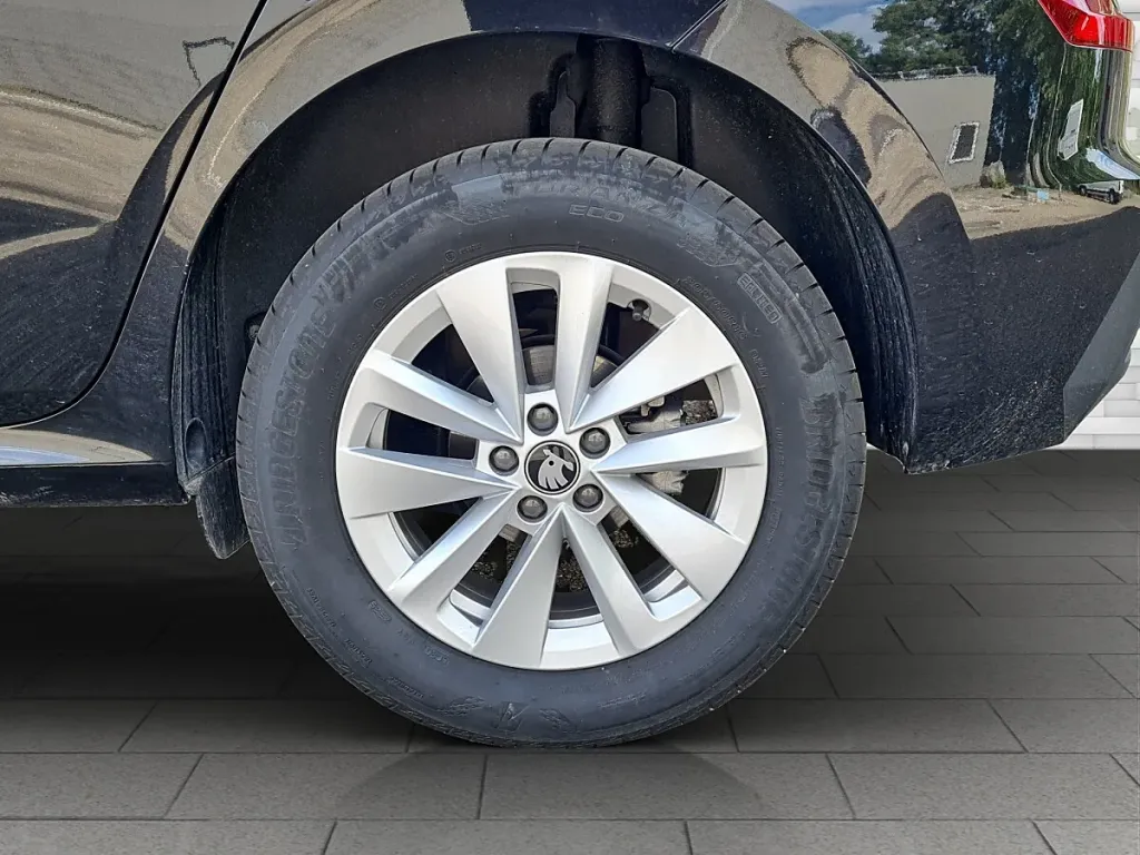 Skoda Kamiq 1,0 TSI Selection SUV / Terénne vozidlo – Obrázok 6