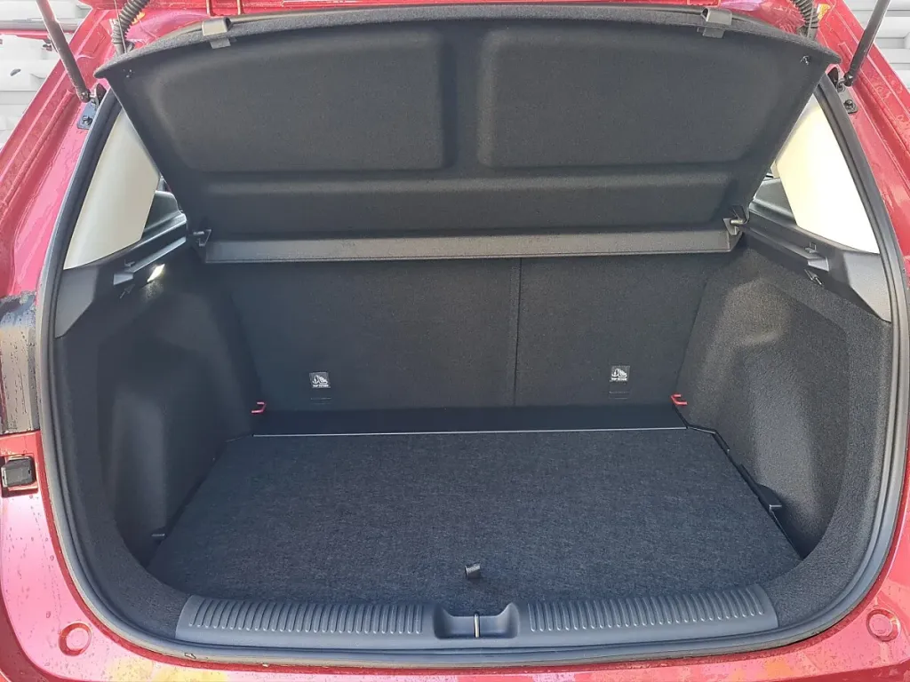 MG ZS 1.5 Hybrid+ Luxury SUV / Geländewagen – Bild 9