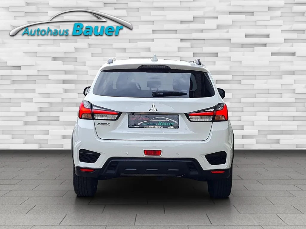 Vehicle 1201514677 - Image 6
