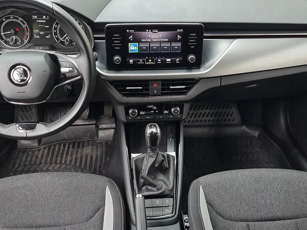 Vehicle 1266288395 - Image 14