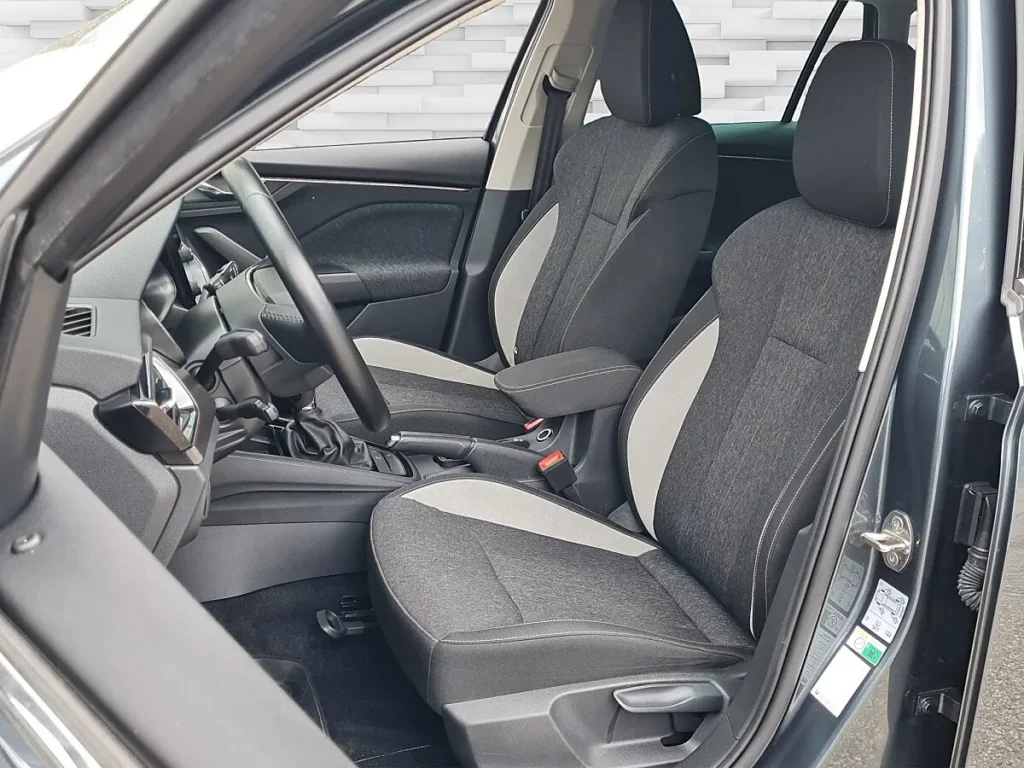 Vehicle 1266288395 - Image 7