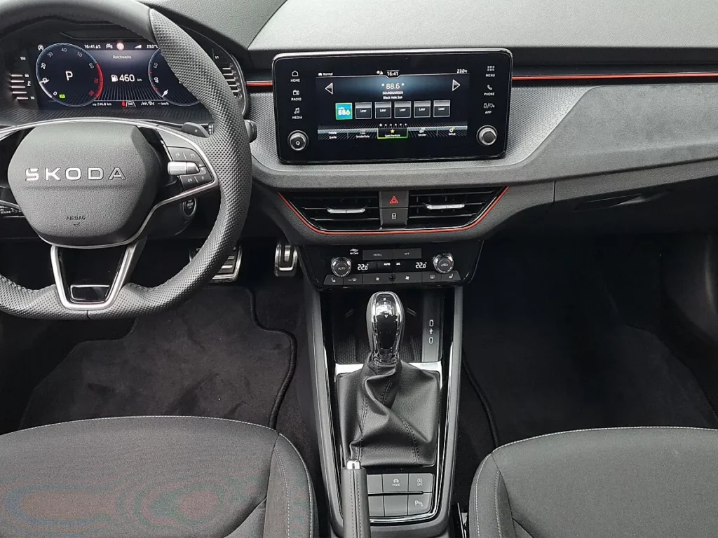 Vehicle 1281679264 - Image 14