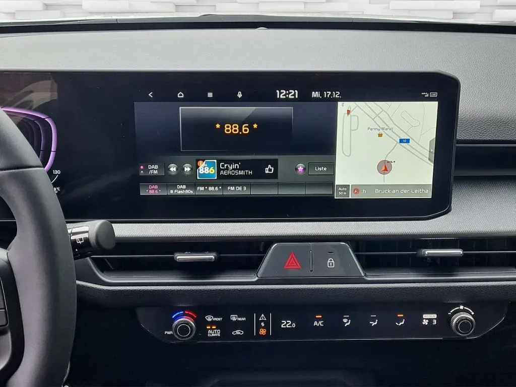 KIA Stonic 1,0 TGDI GPF ISG Silber SUV / Geländewagen – Obrázok 12