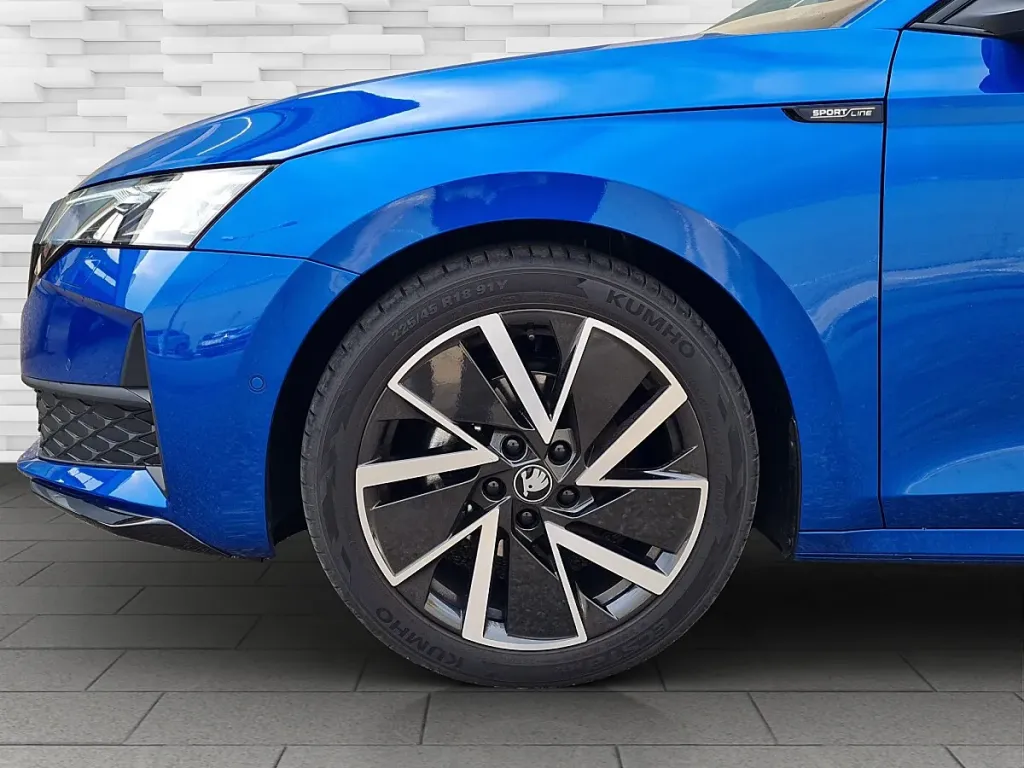 Skoda Octavia 1.5 TSI mHEV Sportline Kombi / Family Van – Bild 6