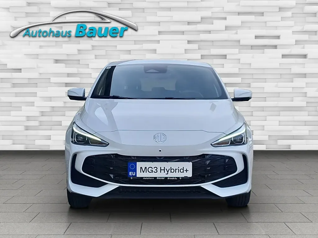 MG MG3 Hybrid+ Luxury Limousine – Image 2