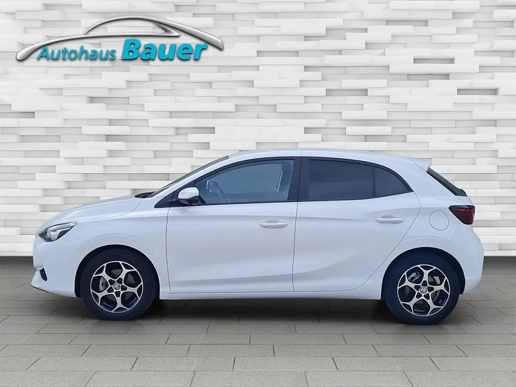 MG MG3 Hybrid+ Luxury Limousine – Image 3
