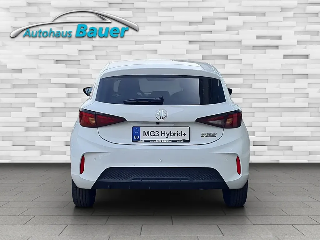 MG MG3 Hybrid+ Luxury Limousine – Image 5