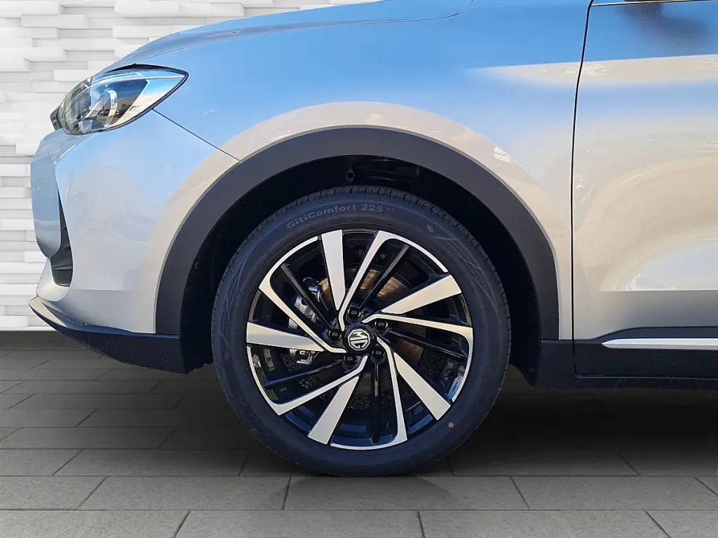 MG ZS 1.5 Hybrid+ Luxury SUV / Off-road vehicle – Image 6