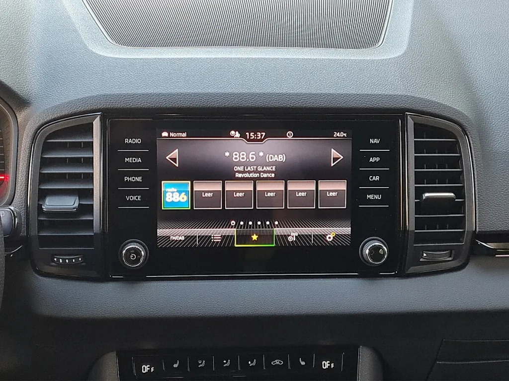 Vehicle 1556126617 - Image 13