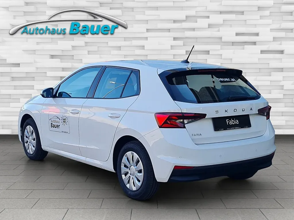 Skoda Fabia 1.0 TSI Essence Limousine – Obrázok 4