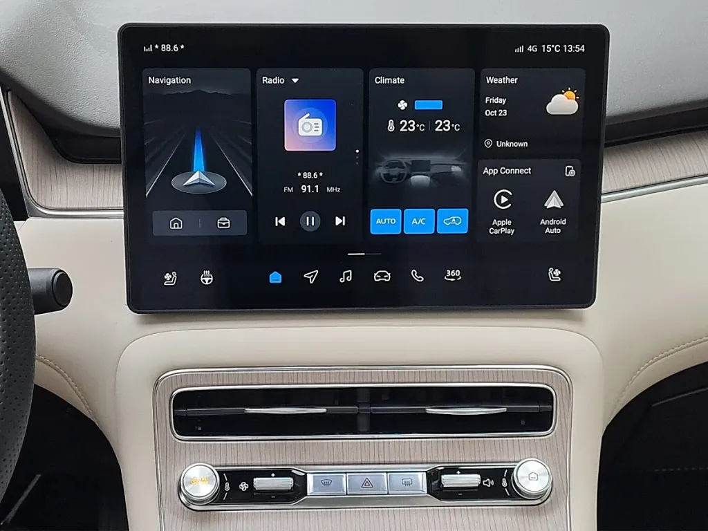 MG MGS6 4WD Luxury SUV / Geländewagen – Bild 13
