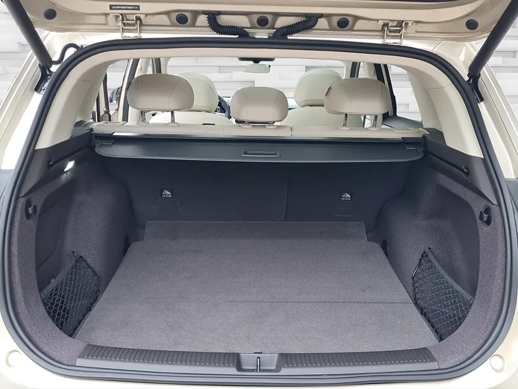 MG MGS6 4WD Luxury SUV / Geländewagen – Bild 9