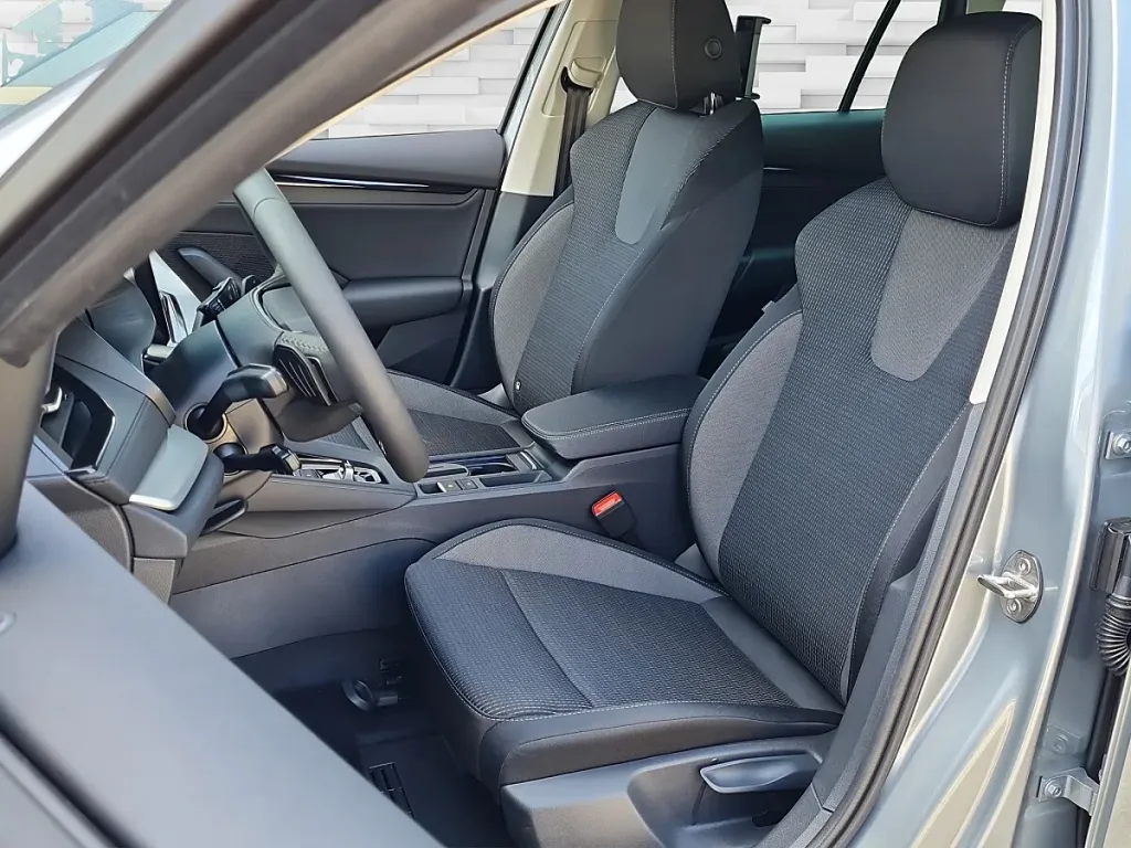 Skoda Octavia Kombi 1,5 TSI mHEV Selection DSG Kombi / Family Van – 7. kép