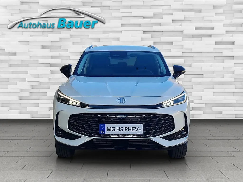 MG HS PHEV+ Luxury SUV / Off-road vehicle – Image 2