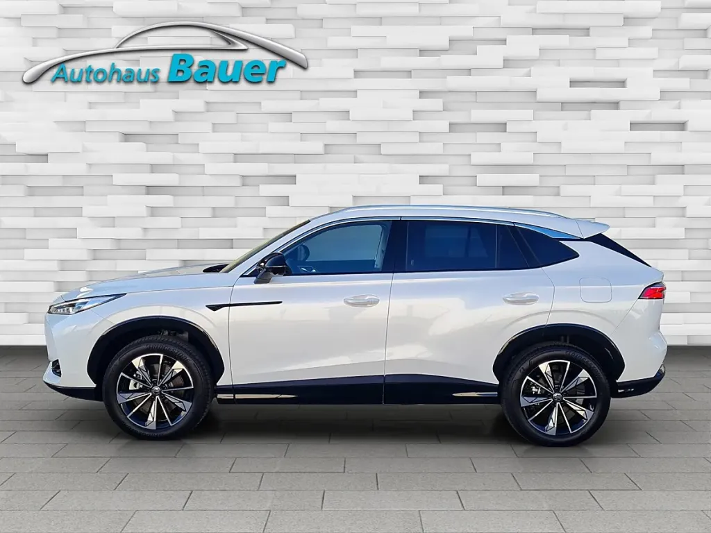 MG HS PHEV+ Luxury SUV / Off-road vehicle – Image 3