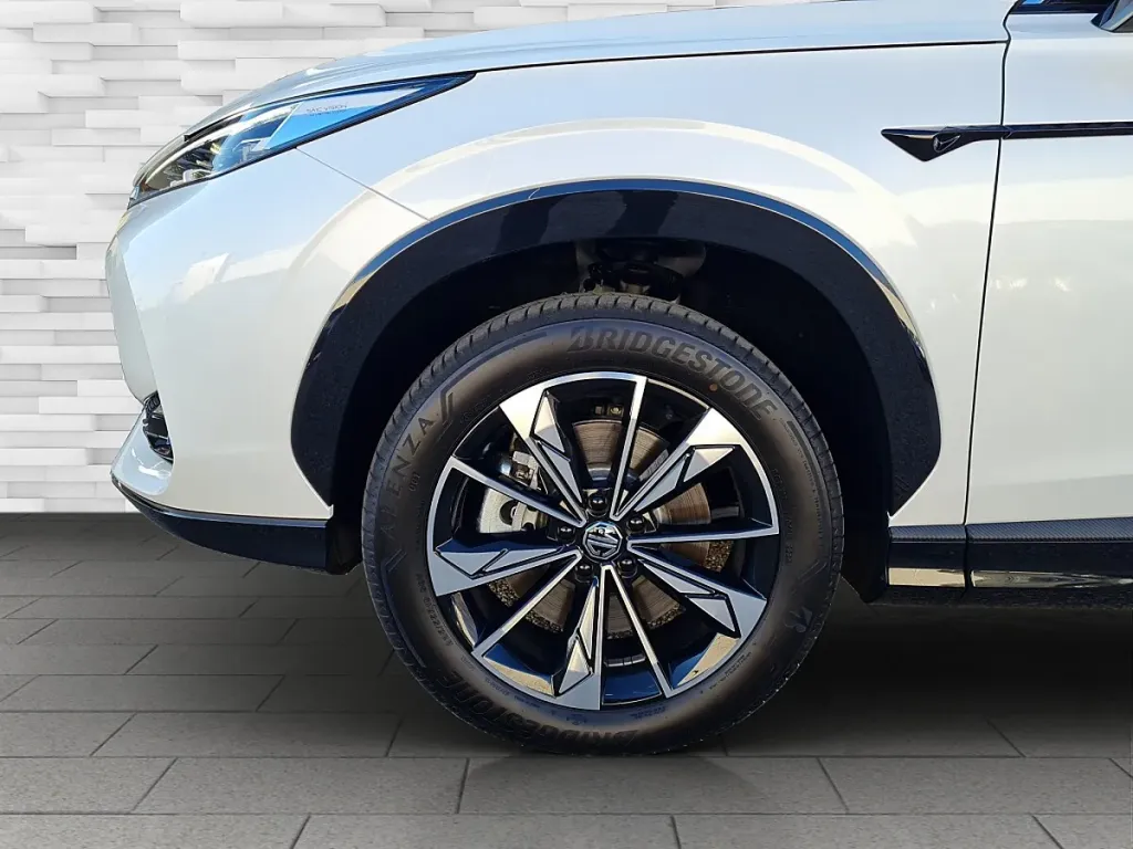MG HS PHEV+ Luxury SUV / Off-road vehicle – Image 6