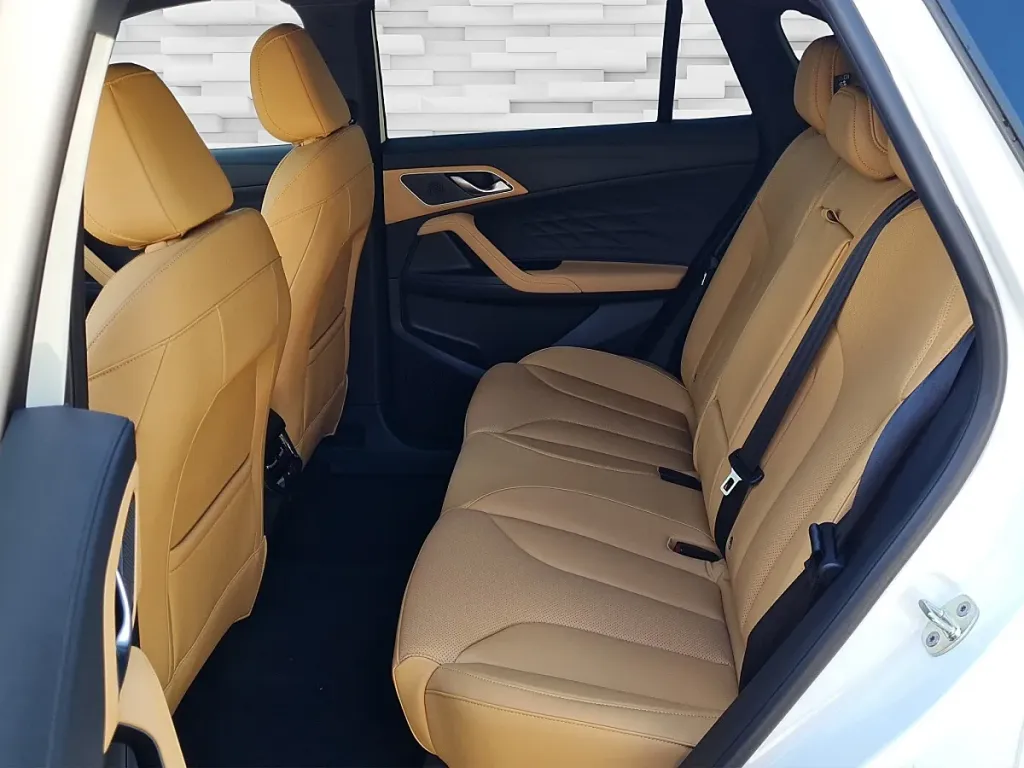 MG HS Hybrid+ Luxury + Heated steering wheel SUV / Off-road vehicle – Image 8