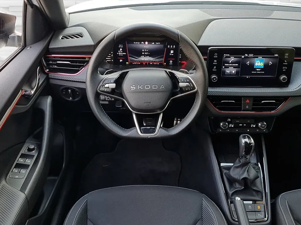 Skoda Scala 1.0 TSI Monte Carlo DSG Limousine – Image 10