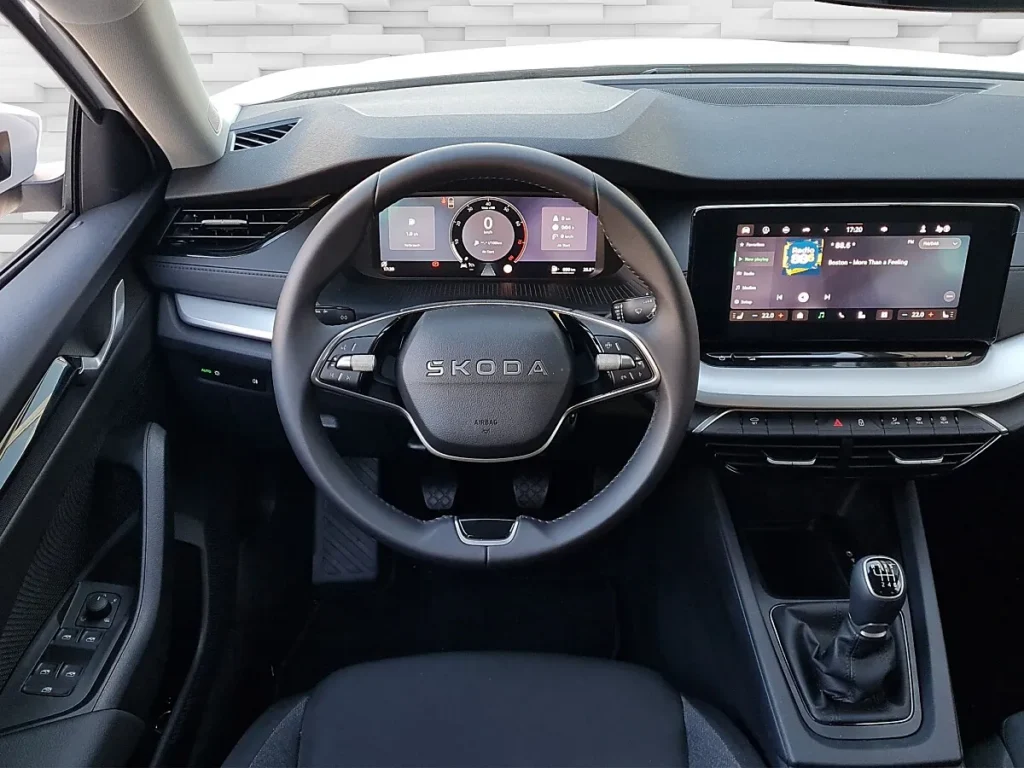 Vehicle 912401101 - Image 10