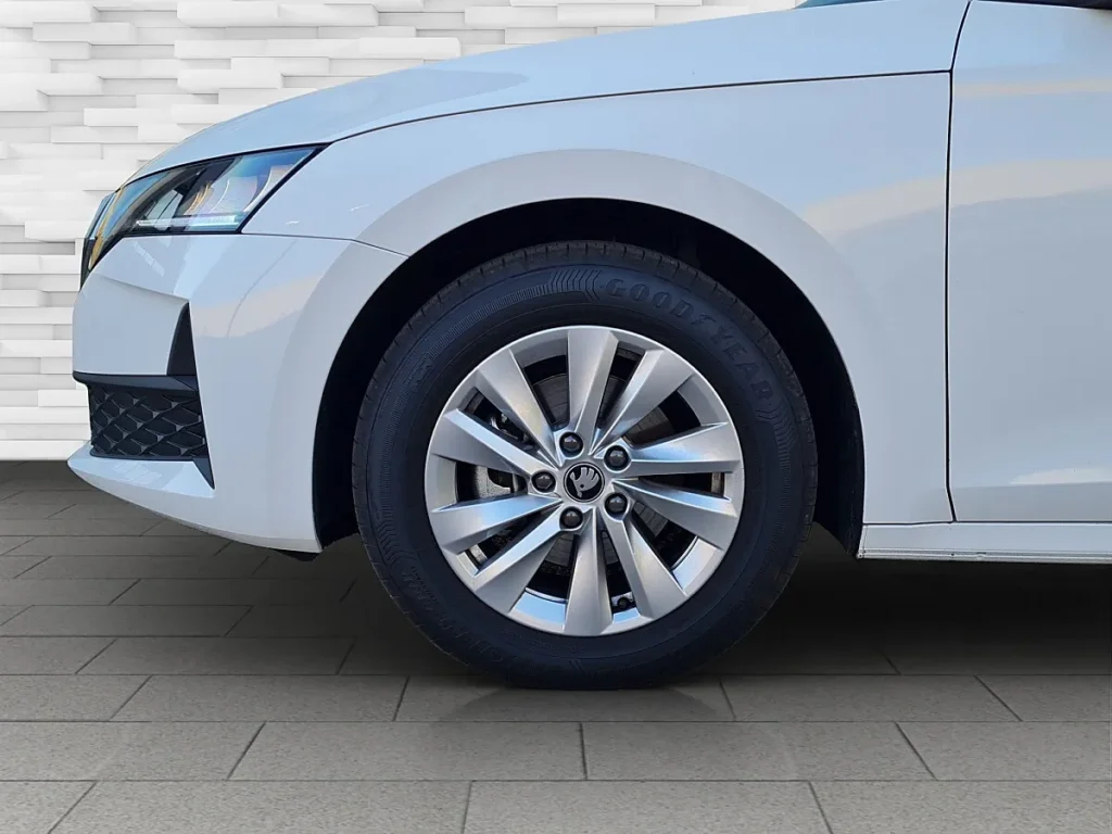 Vehicle 912401101 - Image 6
