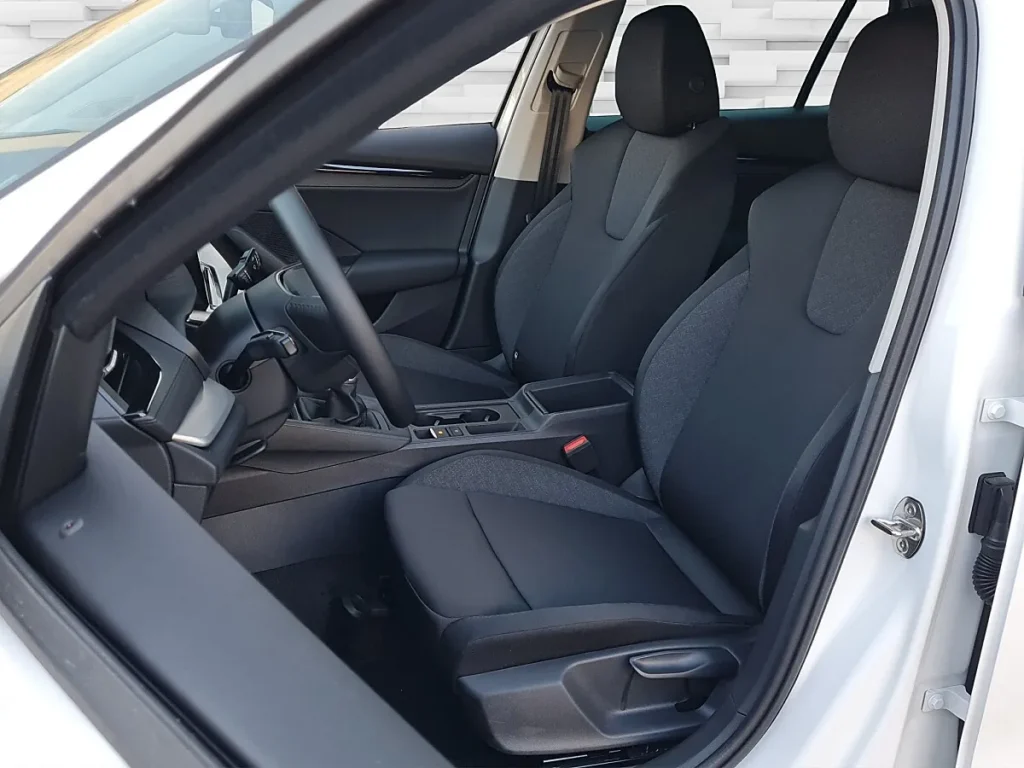 Vehicle 912401101 - Image 7