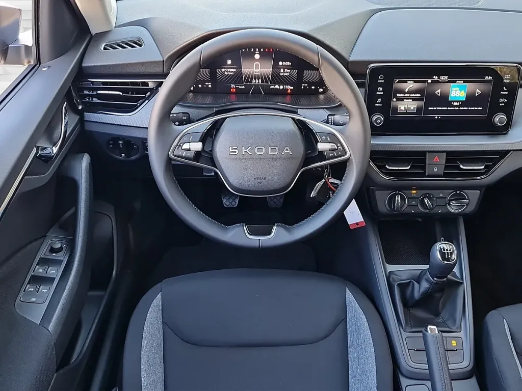Skoda Kamiq 1,0 TSI Essence SUV / Terénne vozidlo – Obrázok 10