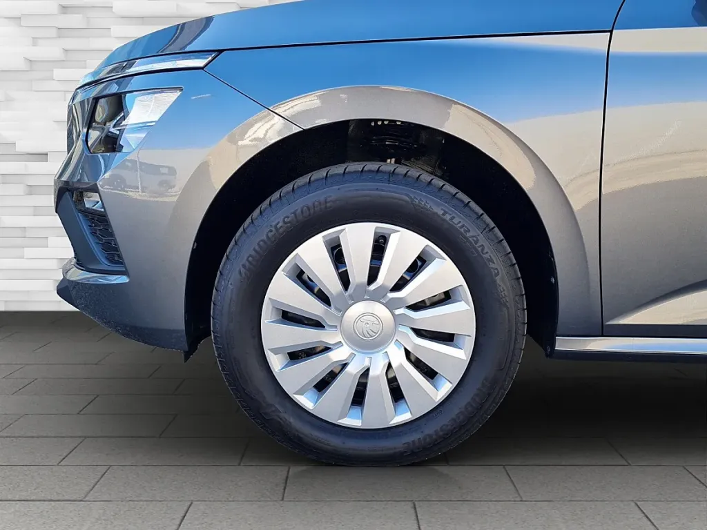 Skoda Kamiq 1,0 TSI Essence SUV / Terénne vozidlo – Obrázok 6