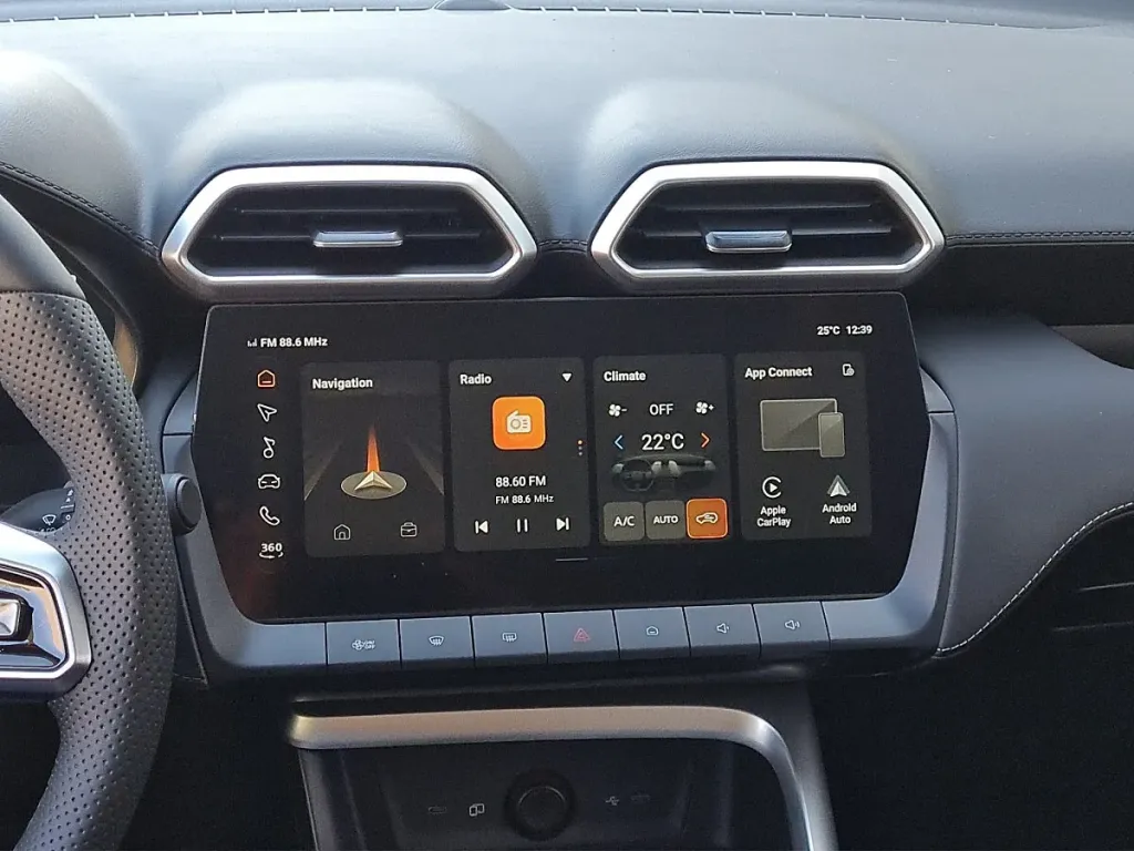 MG ZS 1.5 Hybrid+ Luxury SUV / Off-road vehicle – Image 13