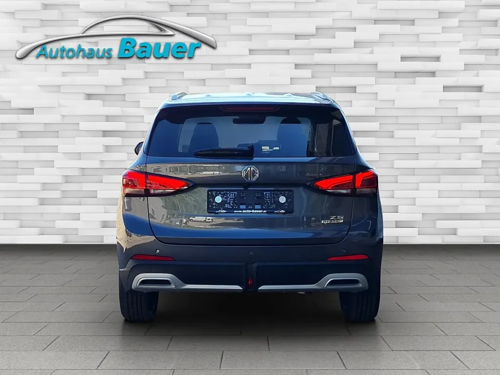 MG ZS 1.5 Hybrid+ Luxury SUV / Off-road vehicle – Image 5