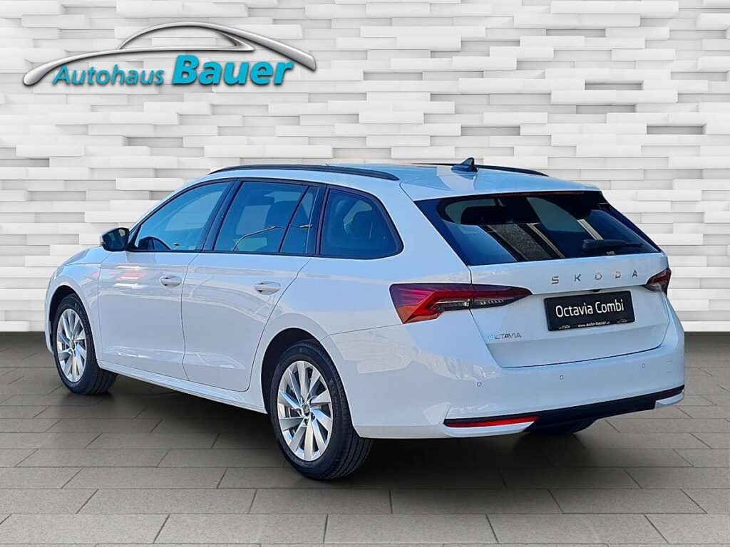 Vehicle 990361937 - Image 4