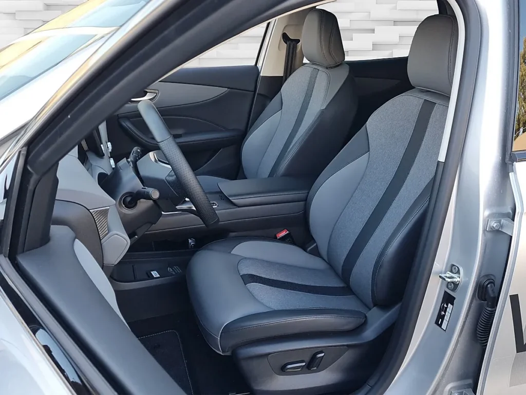 Vehicle 997924046 - Image 7